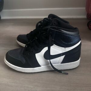 Jordan 1 size 6.5